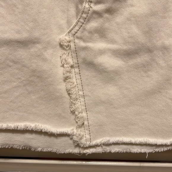 18. Free People Brea Cut off Skirt in Deco White - Picture 10 of 16